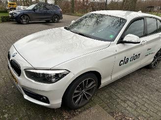 Unfallwagen BMW 1-serie 118i  Automaat 2019/1