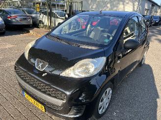 Coche accidentado Peugeot 107 1.0  3 Drs 2010/7
