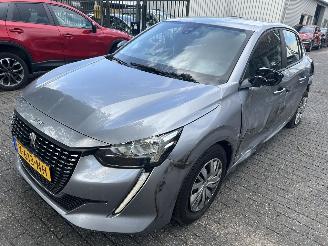 krockskadad bil auto Peugeot 208 1.2 PureTech   5 Drs 2024/1