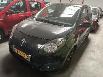 krockskadad bil auto Renault Twingo 1.2 2011/6