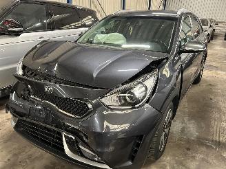 Schadeauto Kia Niro 1.6 GDI Hybrid Dynamic Line Automaat 2018/5