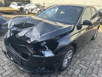 Voiture accidenté Skoda Fabia 1.0 TSI Ambition   5 Drs 2024/2