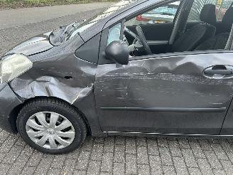 Toyota Yaris 1.3 VVT-i  Comfort  5 Drs picture 9