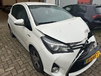 Toyota Yaris 1.5 Hybrid Automaat picture 3