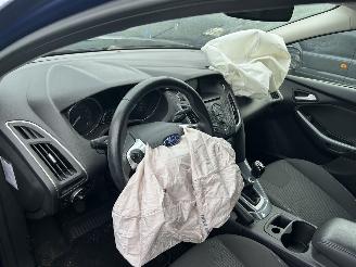 Ford Focus 1.0 EcoBoost  HB    ( 68750 Km ) picture 6