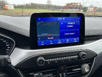 Ford Focus 1.0 EcoBoost HB  Automaat  Titanium picture 9