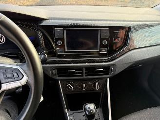 Volkswagen Polo 1.0 TSI  Life picture 11