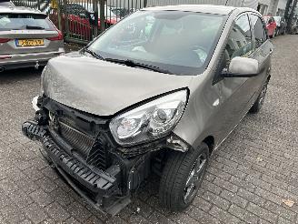 Damaged car Kia Picanto 1.0 CVVT First Edition 2015/7