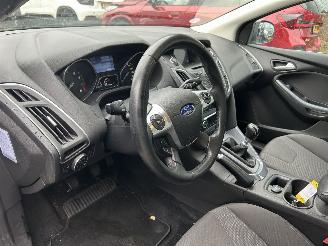 Ford Focus 1.0 EcoBoost  Stationcar picture 8