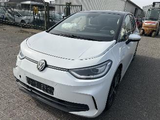 skadebil auto Volkswagen ID.3 Pro  58 kWh  150 KW 2023/11