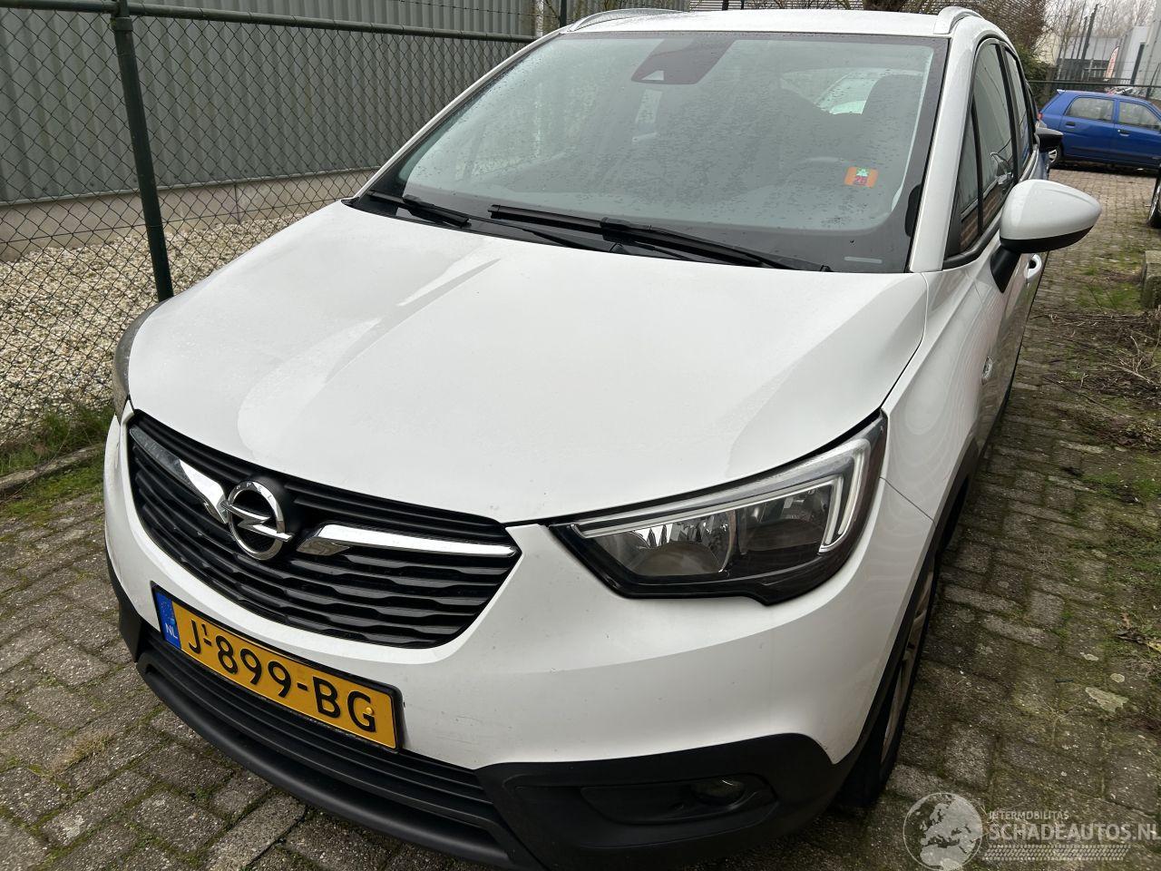 Opel Crossland X   1.2 Edition