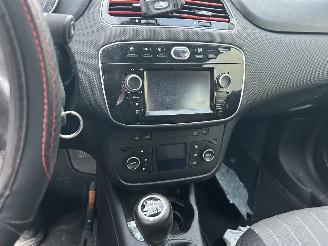 Fiat Punto 0.9 picture 10