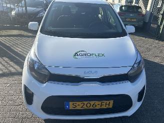 Kia Picanto 1.0 Comfortline picture 2