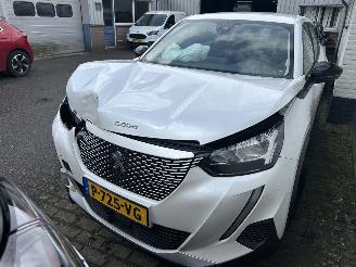  Peugeot e-2008 EV Active  50kWh 2022/6