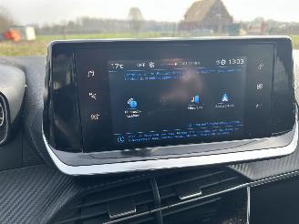 Peugeot 208 1.2 PureTech  Active Pack picture 9