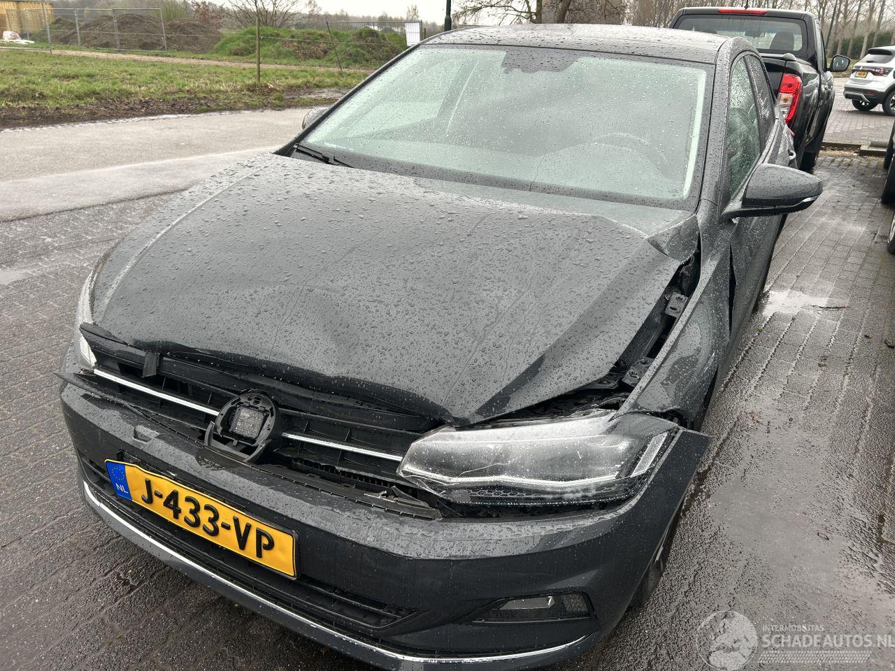 Volkswagen Polo 1.0 TSI  ( Panoramadak )