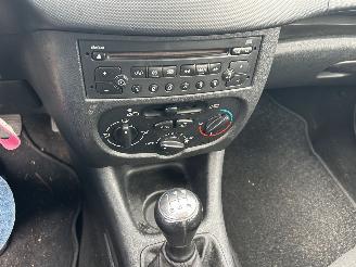 Peugeot 206+ 1.2  5 drs picture 8