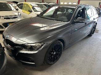 Unfallwagen BMW 3-serie 320i  Automaat Touring  M Pakket 2019/4
