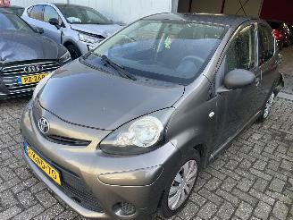 Toyota Aygo 1.0 VVT-I  Comfort  5 Drs -Airco picture 1
