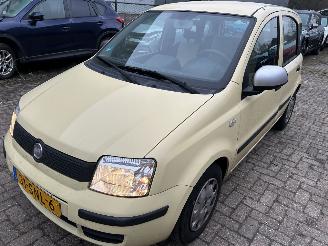 Schadeauto Fiat Panda 1.2 2011/10