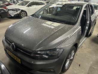 krockskadad bil auto Volkswagen Polo 1.0 TSI 2019/10