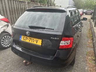 Skoda Fabia Stationcar 1.2  TSI  Ambition picture 4