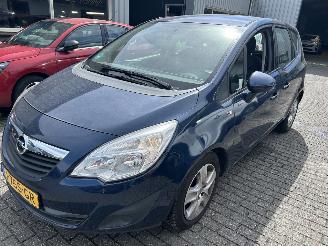 Voiture accidenté Opel Meriva 1.4 2011/4