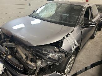 skadebil auto Citroën C4 cactus 1.2 PureTech Shine  Automaat 2018/12