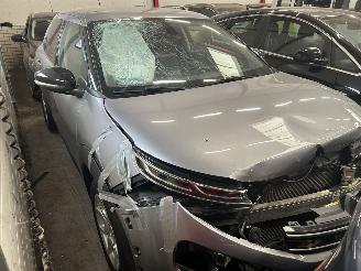 Citroën C4 cactus 1.2 PureTech Shine  Automaat picture 2