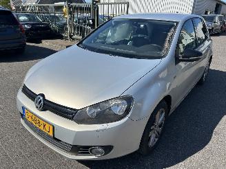 damaged passenger cars Volkswagen Golf 1.2 TSI   5 drs 2012/9