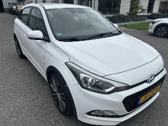 Hyundai I-20 1.0  T-GDI  Comfort picture 3