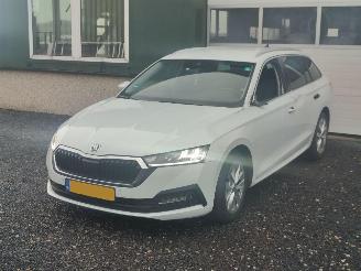 škoda osobní automobily Skoda Octavia 1.0 TSI Business Edition 2023/4