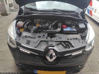 Renault Clio Estate 0.9 TCE Dynamique Navi Trkhaak Cruise picture 11