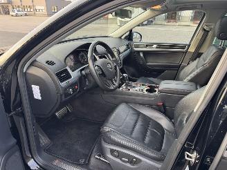 Volkswagen Touareg 3.0 HYBRIDE AUTOMAAT KLIMA PANORAMADACH LEDER picture 9