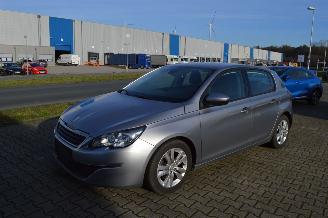 Avarii autoturisme Peugeot 308 Peugeot 308 1,2 Puretech Active Navi Pdc Klima Euro 6 2017/5