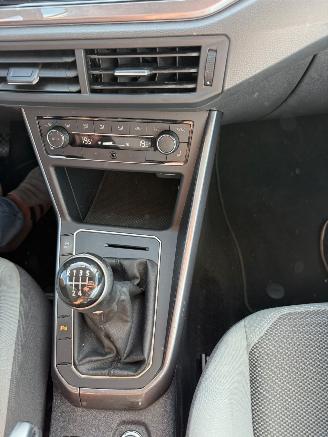 Volkswagen Polo 1.0 HIGHLINE NAVI AIRCO VIRTUAL COCKPIT picture 12
