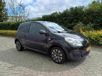 Schadeauto Renault Twingo 1.2 Acces airco 2007/10