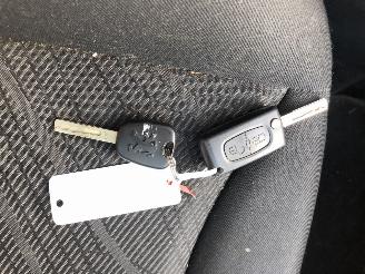 Peugeot 308 16hdi 68kW E5 5drs picture 10