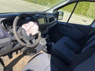 Opel Vivaro 1.6D 92kW E6 Airco Navi picture 6