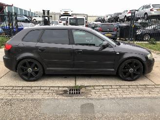 Vaurioauto  passenger cars Audi A3 2.0FSI 110kW Automaat SB 2004/10