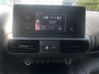 Citroën Berlingo L2 15hdi 96kW Automaat E6 picture 11