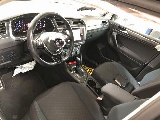 Volkswagen Tiguan 2.0tdi 110kW Automaat picture 6