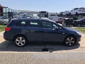  Opel Astra 14i 103kW E5 Automaat SPORTS TOURER 2011/4