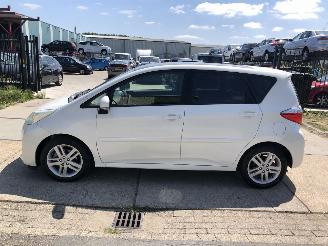 skadebil auto Toyota Verso S 13i Automaat NAVI PANO LM 2012/2