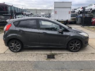 krockskadad bil auto Ford Fiesta 1.0 ecoboost 74kW ST-Line 2016/11