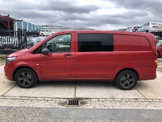uszkodzony samochody ciężarowe Mercedes Vito 111CDI Sport Lang Dubb Cab Comfort E5 2016/6