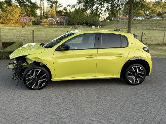 Vaurioauto  passenger cars Peugeot 208 1.2 Puretech 100 GT 2024/1