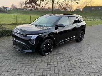uszkodzony samochody osobowe Kia EV3 GT-Line 81,4 kWh / Pano / Leer 2025/9
