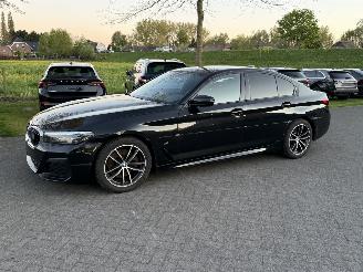krockskadad bil auto BMW 5-serie 518D / Auto / M-Pakket 2022/1
