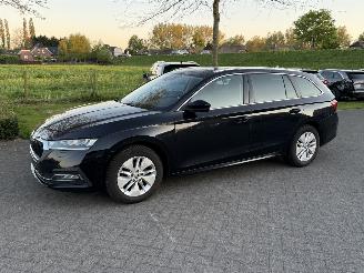 škoda osobní automobily Skoda Octavia 2.0 TDI / Automaat 2023/2
